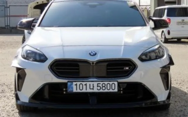 인천개인회생중고차리스 1시리즈 (F52) M135 xDrive 매물 사진 5 - 2025/08 7,269km